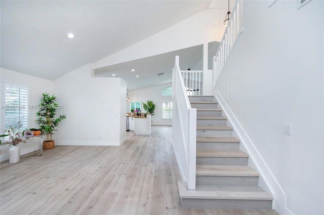 1381 NW 144th Ave, Pembroke Pines, FL 33028