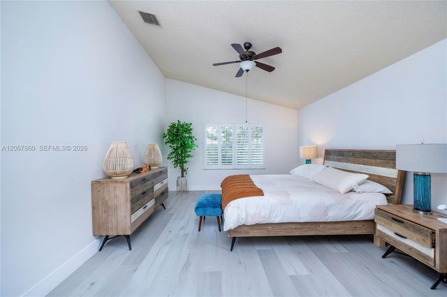 1381 NW 144th Ave, Pembroke Pines, FL 33028