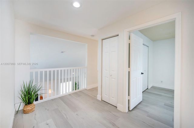 1381 NW 144th Ave, Pembroke Pines, FL 33028