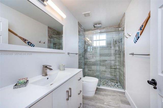 1381 NW 144th Ave, Pembroke Pines, FL 33028