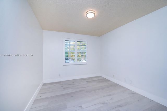 1381 NW 144th Ave, Pembroke Pines, FL 33028