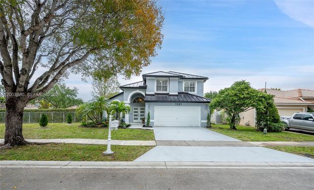 1381 NW 144th Ave, Pembroke Pines, FL 33028