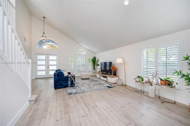 1381 NW 144th Ave, Pembroke Pines, FL 33028