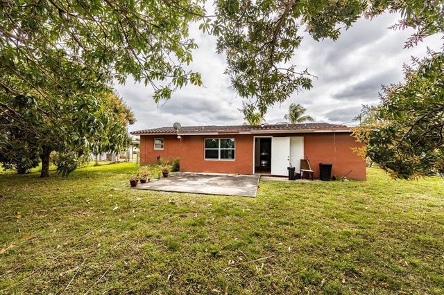 4797 NW 3rd Street, Plantation, FL 33317