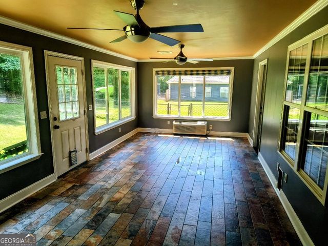 125 Clear Spring Lane, Oxford, GA 30054