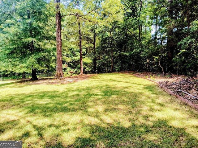 125 Clear Spring Lane, Oxford, GA 30054