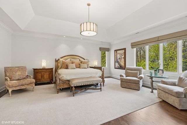 1181 Gavin Court, Lake Forest, IL 60045