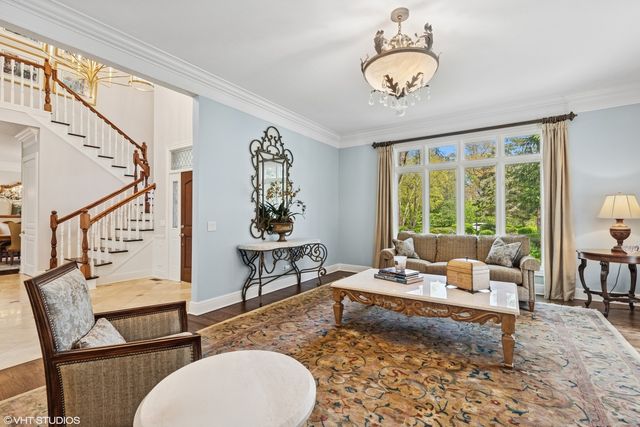 1181 Gavin Court, Lake Forest, IL 60045