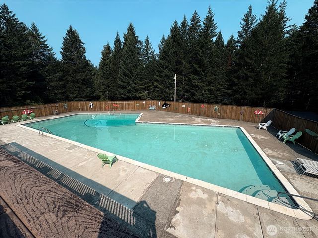 110 N Napilikai Drive, Lilliwaup, WA 98555