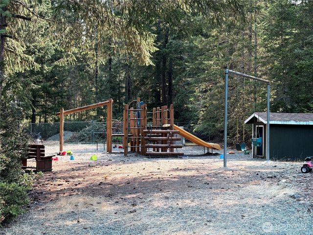 110 N Napilikai Drive, Lilliwaup, WA 98555