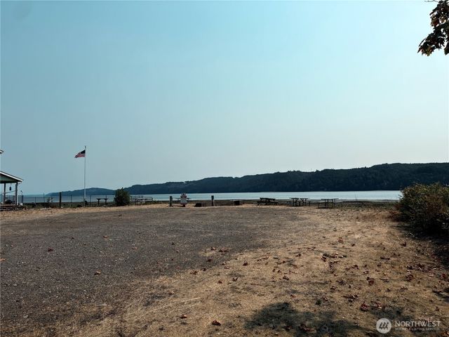 110 N Napilikai Drive, Lilliwaup, WA 98555