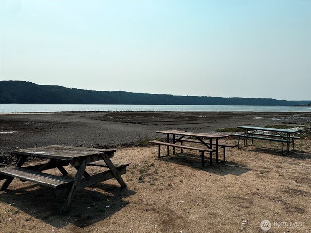 110 N Napilikai Drive, Lilliwaup, WA 98555