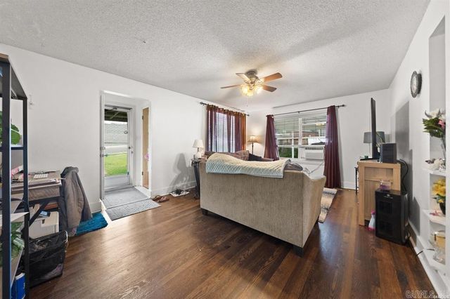 107 Leonard Street, Hot Springs, AR 71913