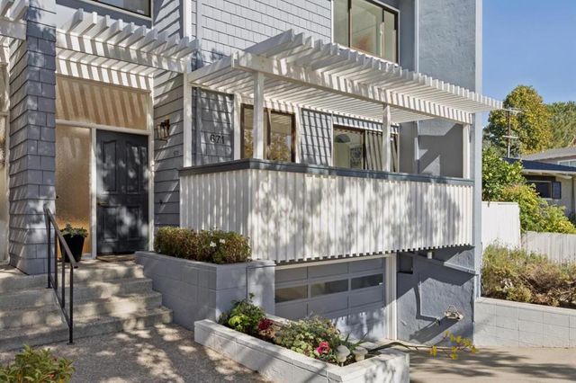 671 Fox Court, Redwood City, CA 94061
