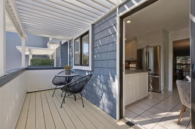 671 Fox Court, Redwood City, CA 94061