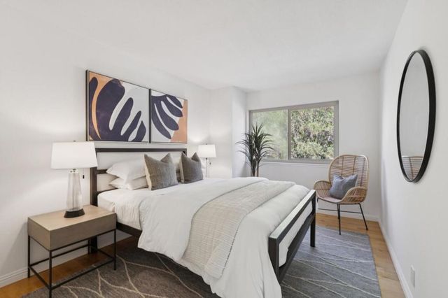 671 Fox Court, Redwood City, CA 94061