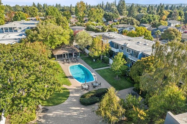 671 Fox Court, Redwood City, CA 94061