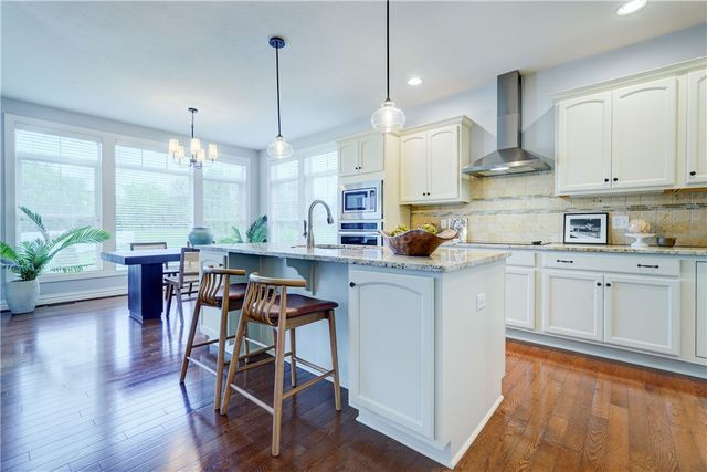 6945 Silverton Glen, Victor, NY 14564