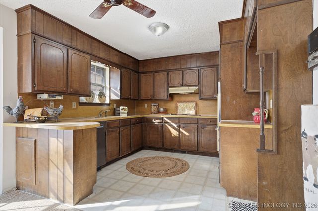 805 W Glenwood Avenue, Broken Arrow, OK 74011