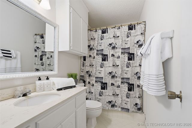 805 W Glenwood Avenue, Broken Arrow, OK 74011