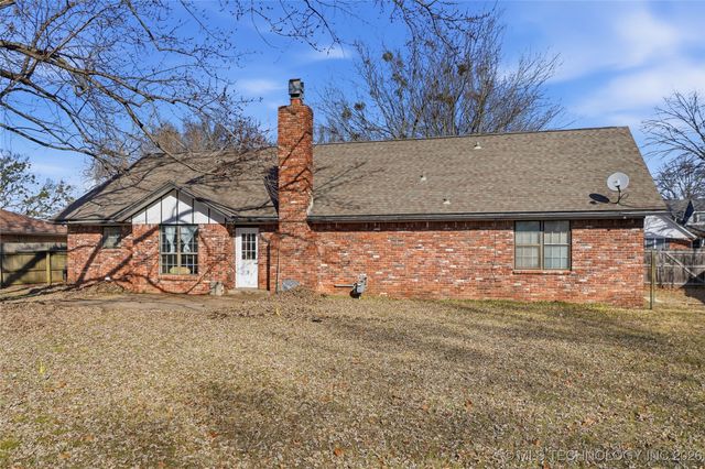 805 W Glenwood Avenue, Broken Arrow, OK 74011