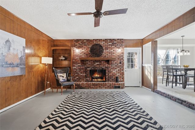 805 W Glenwood Avenue, Broken Arrow, OK 74011