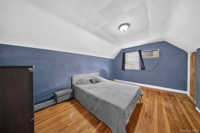 47-39 197th Street, Flushing, NY 11358