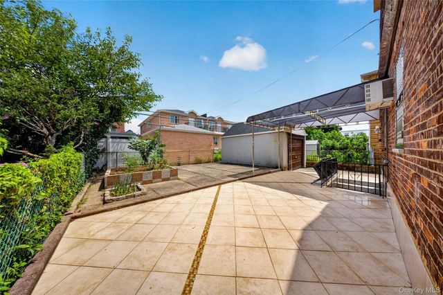 47-39 197th Street, Flushing, NY 11358