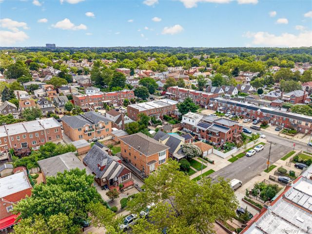 47-39 197th Street, Flushing, NY 11358