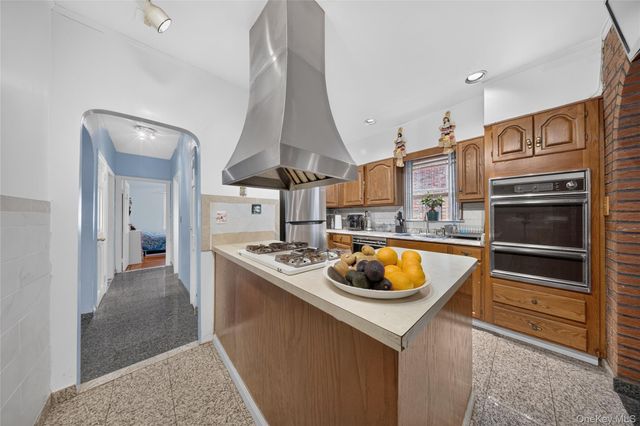 47-39 197th Street, Flushing, NY 11358