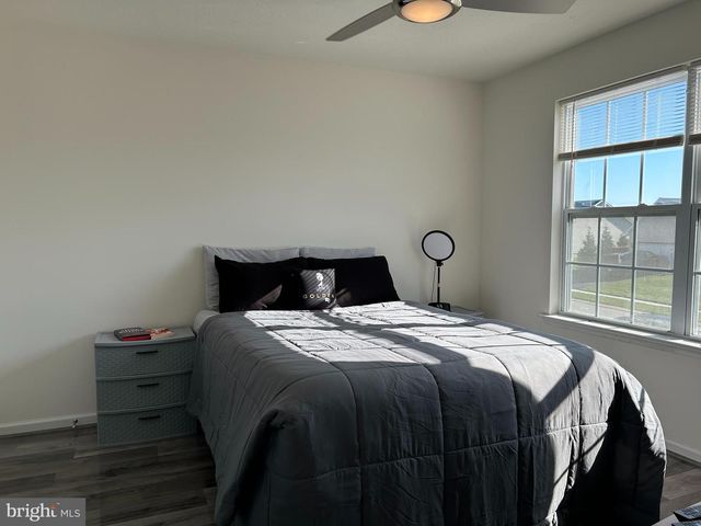 266 N ALPINE DR, York, PA 17408