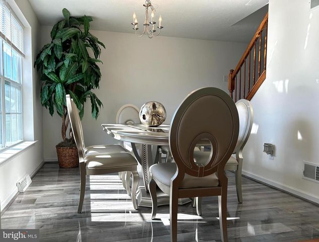 266 N ALPINE DR, York, PA 17408