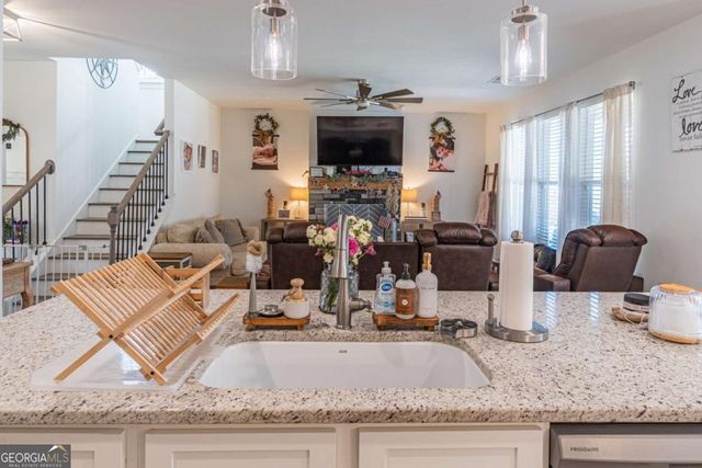 228 River Station Drive, Monroe, GA 30656