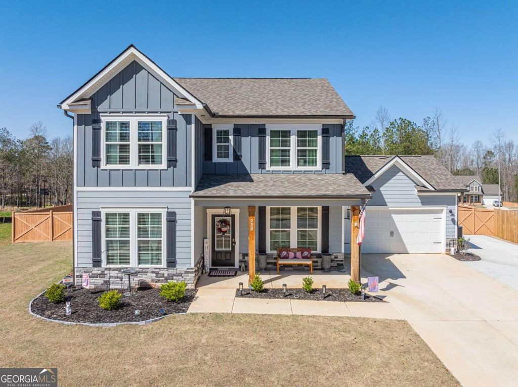 228 River Station Drive, Monroe, GA 30656