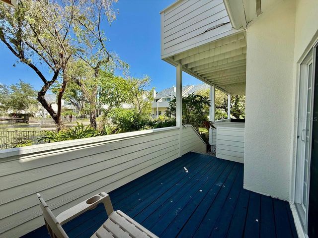 5220 S RUSSELL STREET 32, Tampa, FL 33611