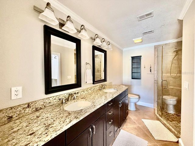 5220 S RUSSELL STREET 32, Tampa, FL 33611