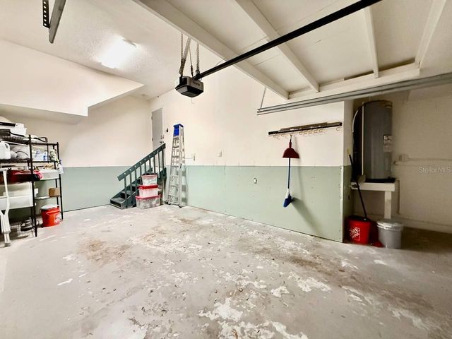5220 S RUSSELL STREET 32, Tampa, FL 33611