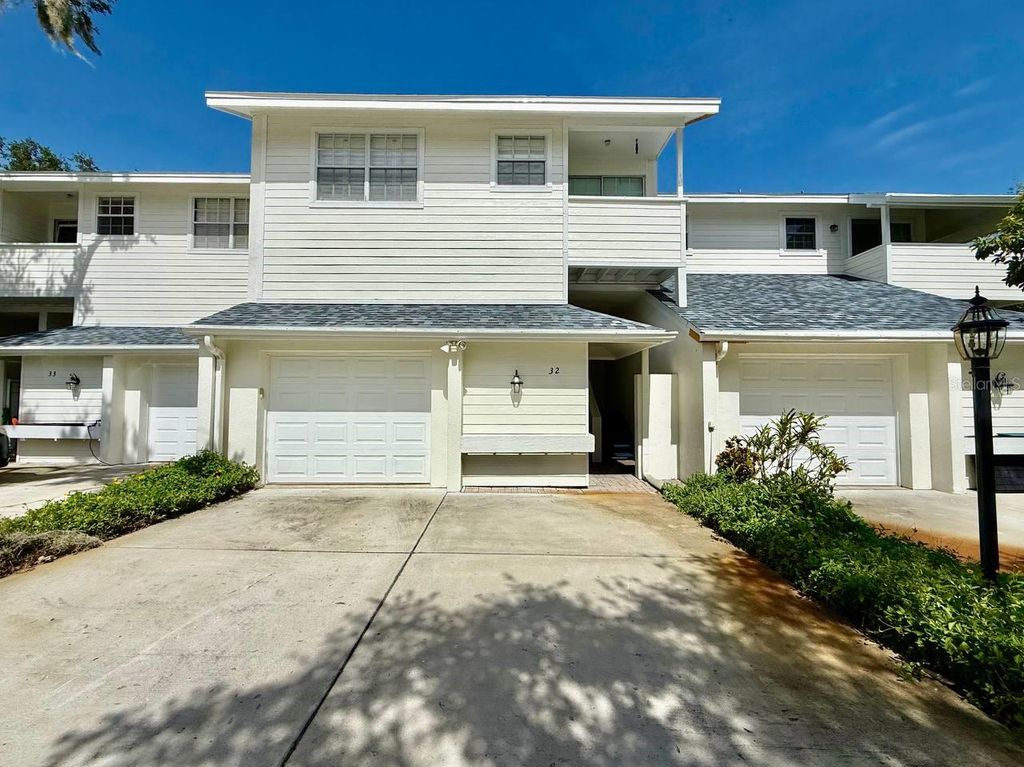 5220 S RUSSELL STREET 32, Tampa, FL 33611