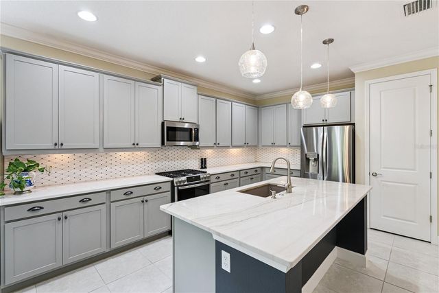 1169 AVERY MEADOWS WAY, Deland, FL 32724