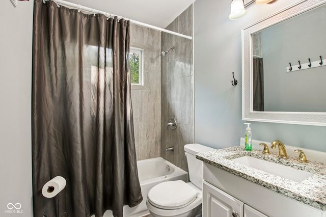 2830 Roberta Drive, Indianapolis, IN 46222