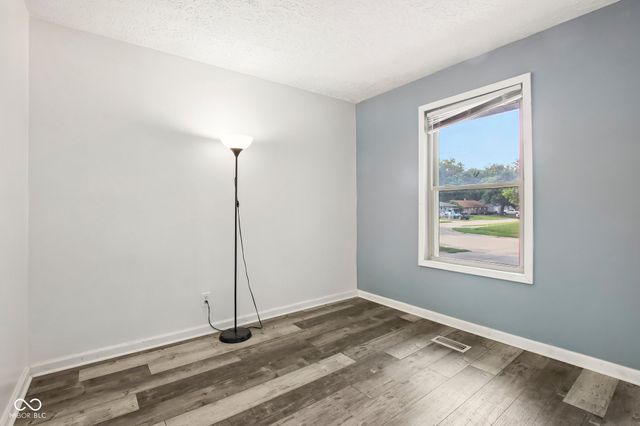 2830 Roberta Drive, Indianapolis, IN 46222