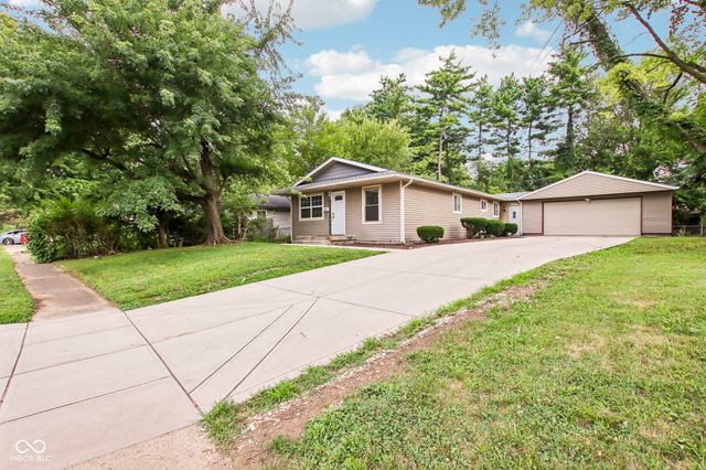 2830 Roberta Drive, Indianapolis, IN 46222