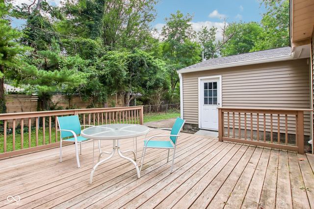 2830 Roberta Drive, Indianapolis, IN 46222