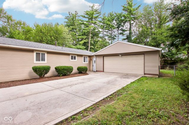 2830 Roberta Drive, Indianapolis, IN 46222