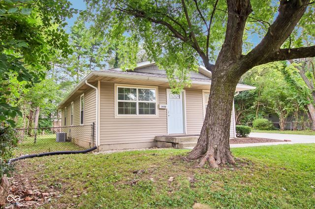 2830 Roberta Drive, Indianapolis, IN 46222