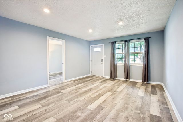 2830 Roberta Drive, Indianapolis, IN 46222