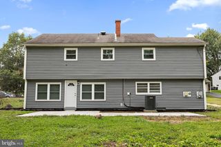 48 OSAGE RD, Claymont, DE 19703