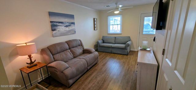 3201 Route 35 N B, Lavallette, NJ 08735