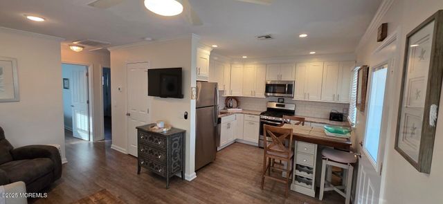 3201 Route 35 N B, Lavallette, NJ 08735