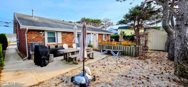 3201 Route 35 N B, Lavallette, NJ 08735